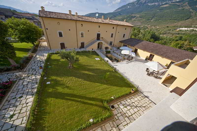 Villa Giovina Pratola Peligna Luaran gambar